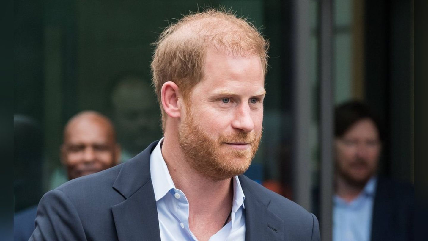 Prinz Harry ist für seinen zweiten Besuch in der Ukraine eingetroffen.