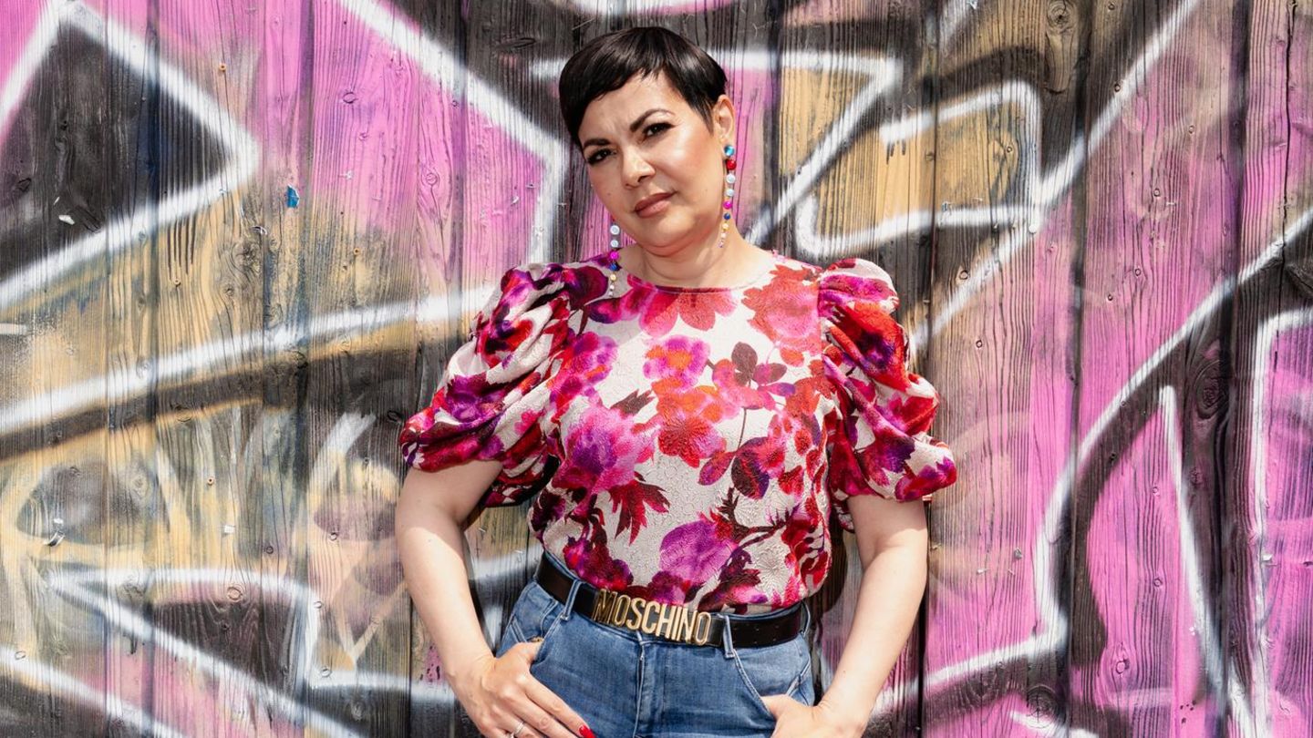 Interview: Künstlername Lady Bitch Ray: Die promovierte Sprachwissenschaftlerin Reyhan Şahin, 44 Künstlername Lady Bitch Ray: Die promovierte Sprachwissenschaftlerin Reyhan Şahin, 44
