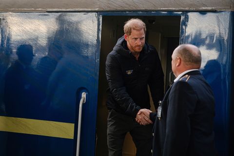 Prinz Harry reist mit einem Anliegen in die Ukraine. Foto: Eisenbahngesellschaft Ukrzaliznytsia/AP/dpa