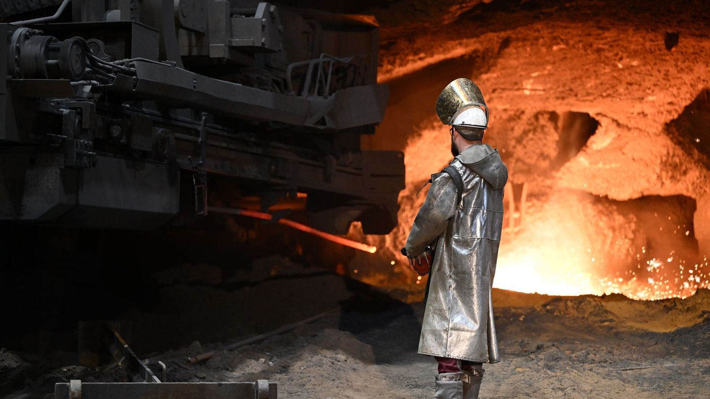 Industry: College round for steel industry begins – “prevent bleeding out”