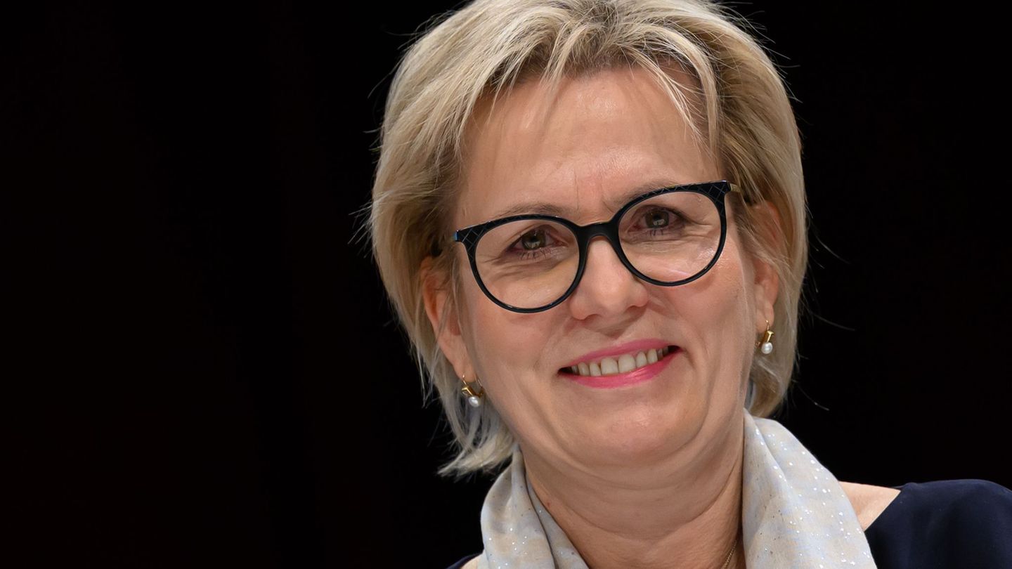Tourismusministerin Barbara Klepsch (CDU) hat den Vizemarschall der polnischen Woiwodschaft Niederschlesien, Wojciech Bochnak, i