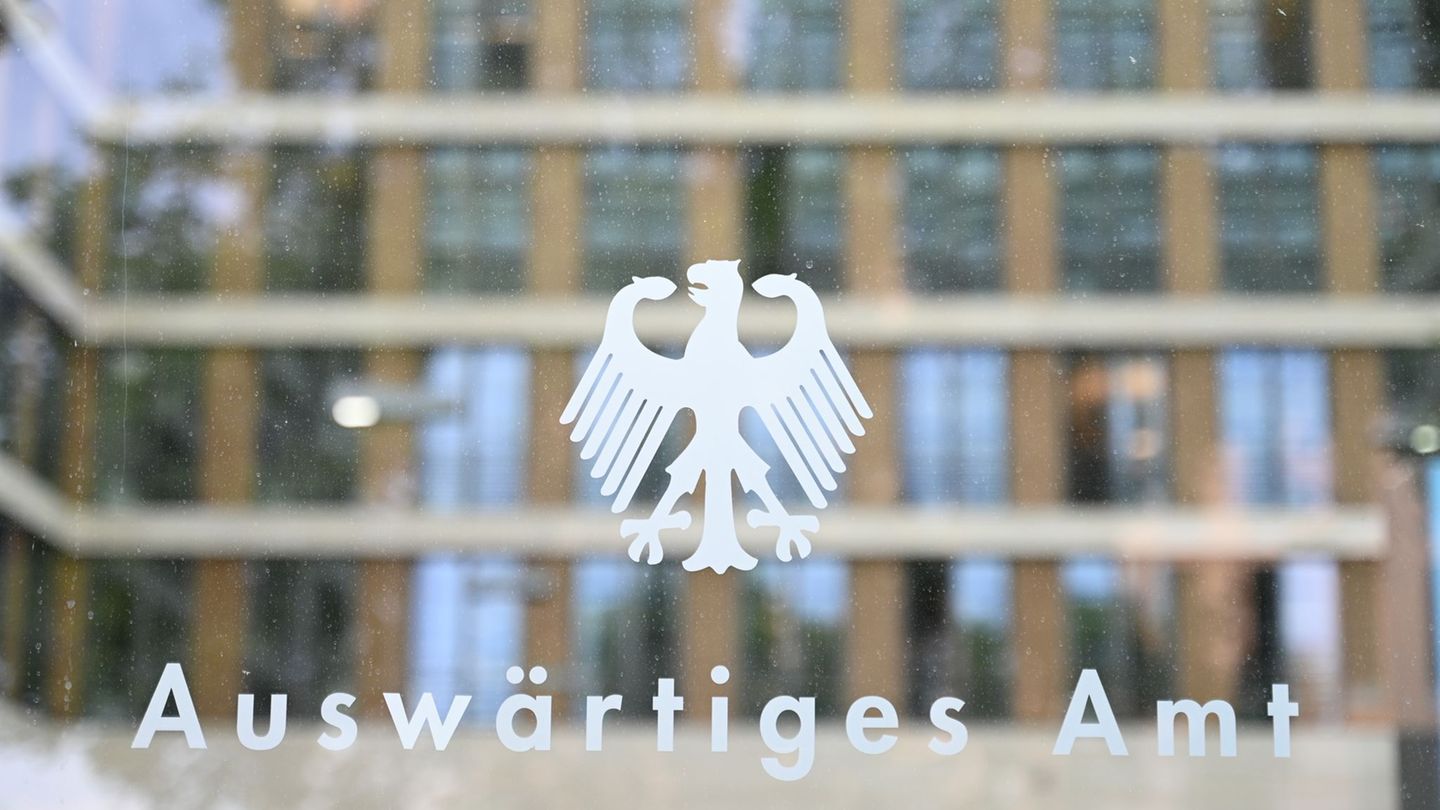 Die Einbestellung eines Botschafters ins Auswärtige Amt gilt als deutliche Form des Protests. (Archivbild) Foto: Katharina Kausc