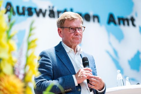 Außenminister Johann Wadephul (CDU) spricht im Auswärtigen Amt