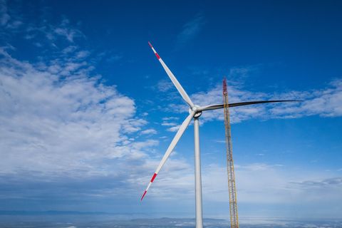 Baden-Württemberg liegt bei einem Ranking des WWF zur Energiewende auf einem mittleren Platz. (Archivbild) Foto: Philipp von Dit
