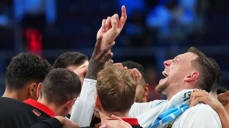 Basketball-EM: Deutschland besiegt Finnland – Highlights im Video