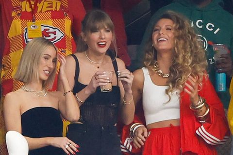 Seit Jahren eng befreundet: Blake Lively und Taylor Swift beim Super Bowl im Februar 2024.