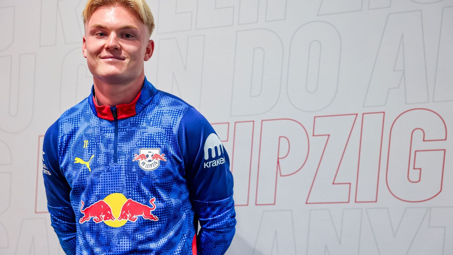 Neuzugang Conrad Harder steht vor seinem Debüt bei RB Leipzig. Foto: Jan Woitas/dpa