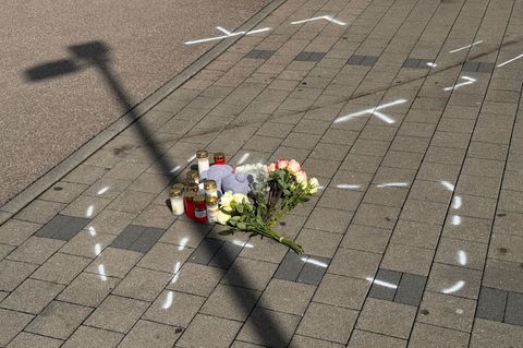 Nach dem tödlichen Geschehen sind noch viele Fragen offen. Foto: Marijan Murat/dpa