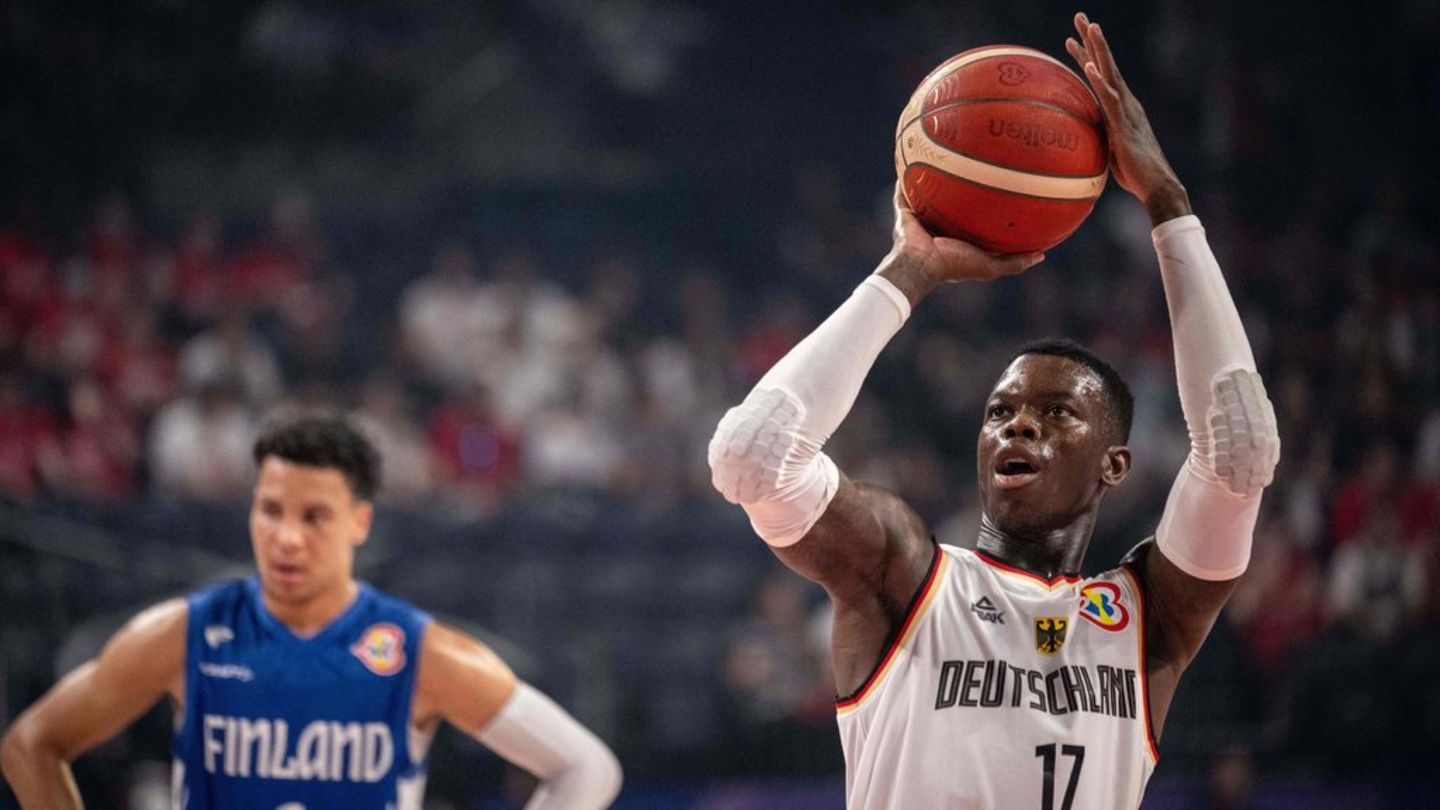 Dennis Schröder führt das deutsche Team als Kapitän an.
