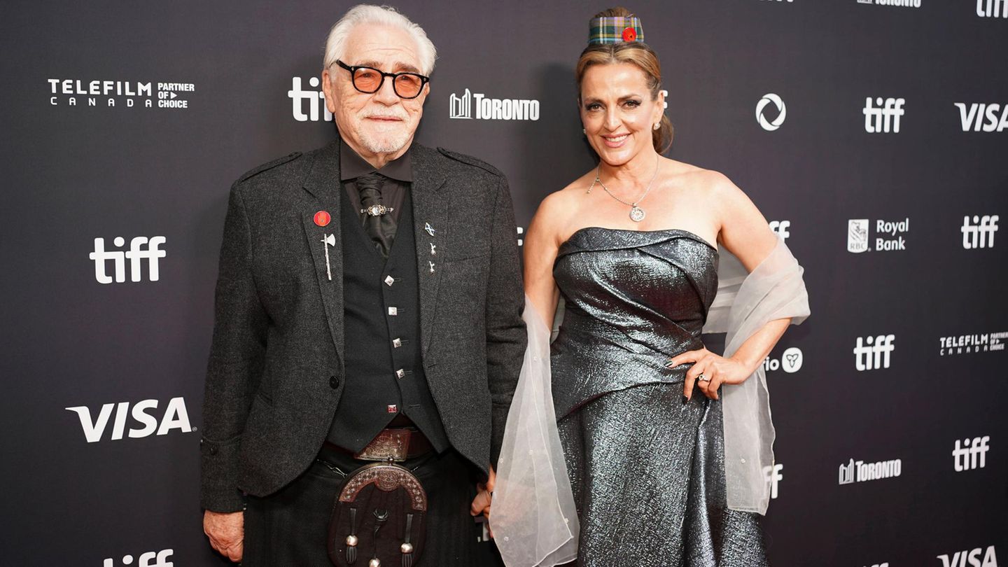 Schauspieler Brian Cox mit seiner Frau Nicole Ansari-Cox beim Filmfest in Toronto
