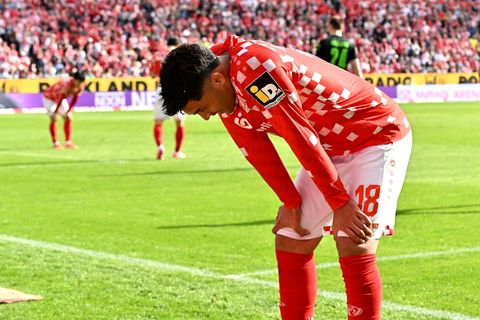Nadiem Amiri hat heftige Kritik an der Leistung des FSV Mainz 05 im Spiel gegen RB Leipzig geübt. Foto: Torsten Silz/dpa