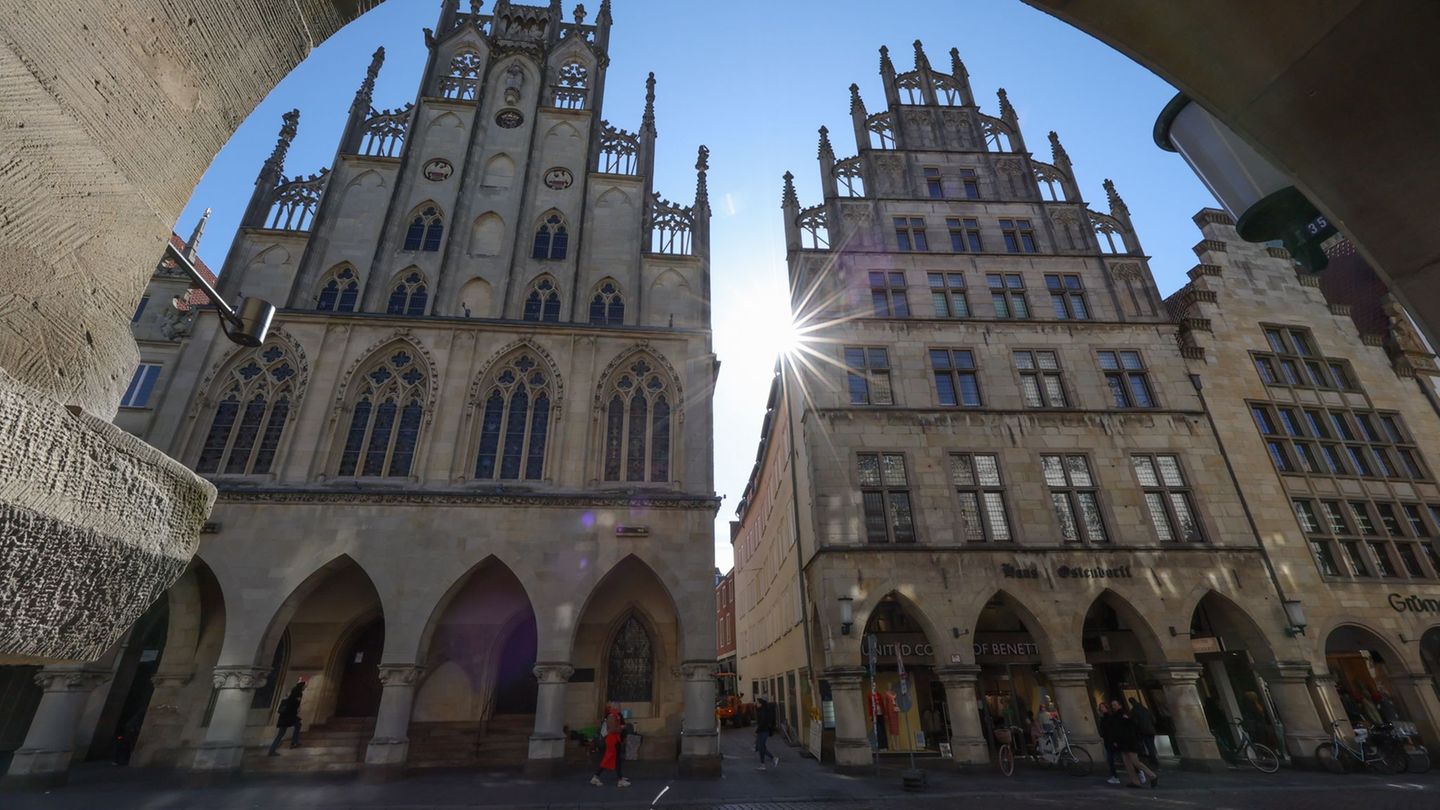 In Münster wird am "Tag des offenen Denkmals" eine besondere Führung angeboten. (Archivbild) Foto: Friso Gentsch/dpa
