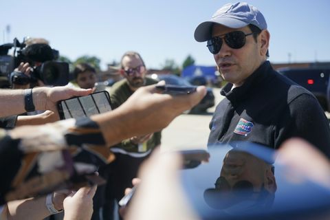 Rubio vor seinem Abflug nach Israel auf der Joint Base Andrews