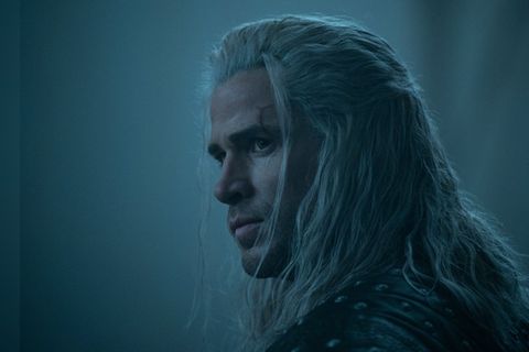 Liam Hemsworth übernimmt die Rolle als Geralt von Henry Cavill.