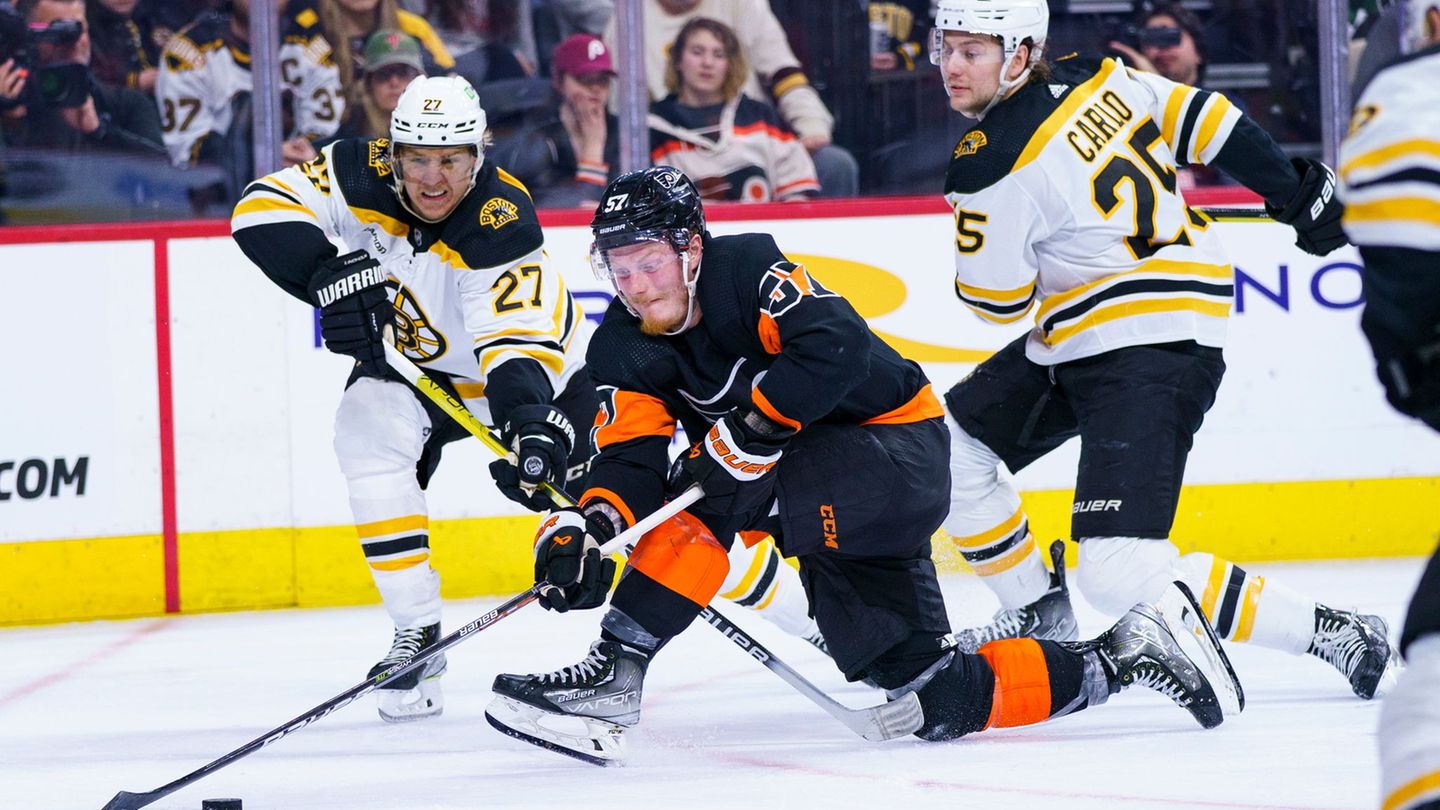 Tigers-Neuzugang Wade Allison (Mitte) bringt Erfahrung aus der NHL mit. (Archivbild) Foto: Chris Szagola/AP/dpa