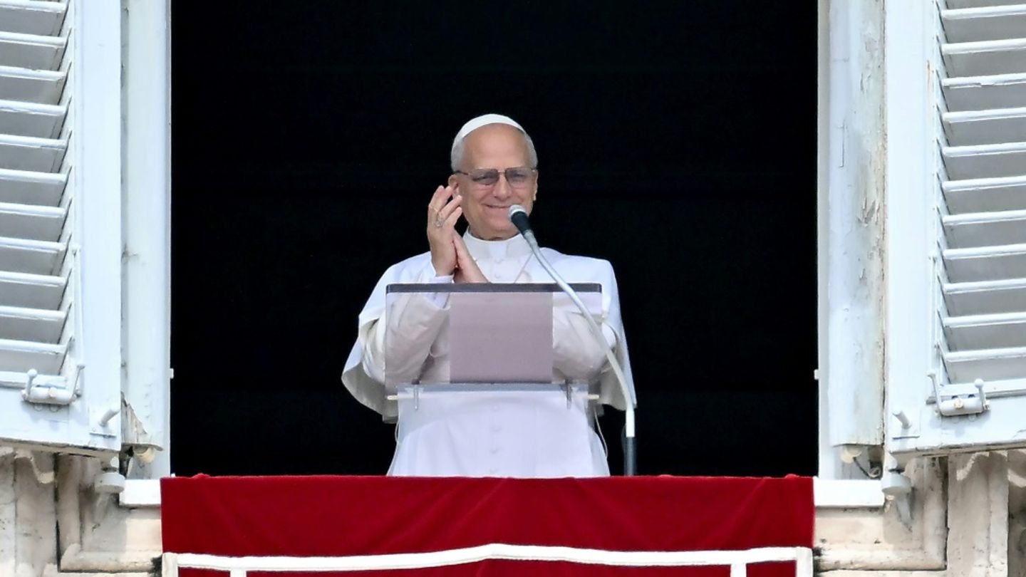 Papst Leo XIV. am Sonntag im Vatikan