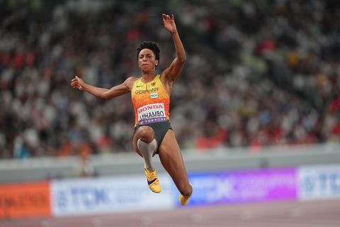Malaika Mihambo hat bei der Leichtathletik-WM in Tokio Silber gewonnen. Foto: Michael Kappeler/dpa
