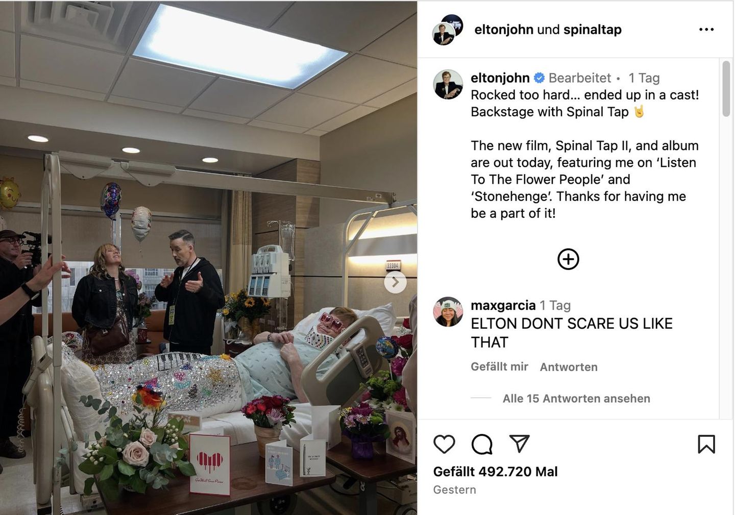 Elton John mit Glitzer-Gips im Krankenhaus