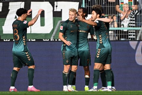 Werder nutzte die Abwehrschwächen Gladbachs gnadenlos aus Foto: Federico Gambarini/dpa