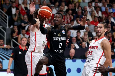 Dennis Schröder bei der Basketball EM