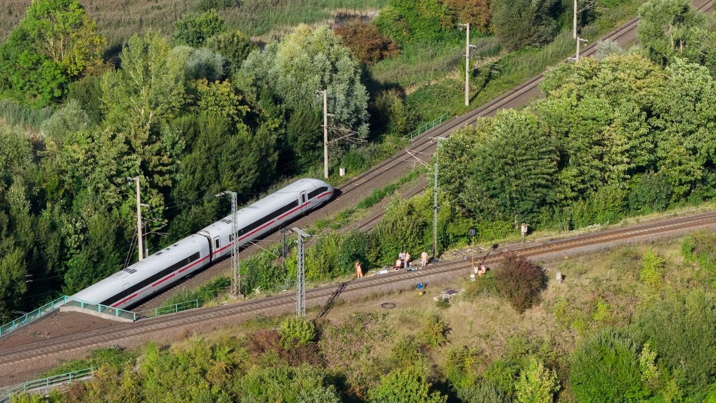 Verspätungen und Ausfälle prägten am Wochenende den Bahnverkehr zwischen Hannover und Berlin. Foto: Julian Stratenschulte/dpa
