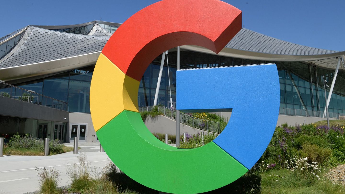 Google weitete die mit KI erstellen Zusammenfassungen über Suchergebnissen unter dem Druck neuer Rivalen aus. (Archivbild) Foto: