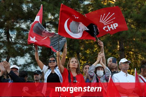 CHP-Anhänger protestieren in der Türkei