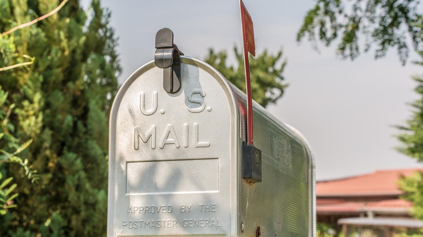 Briefkasten in den USA: Mann erhält Postkarte nach 72 Jahren