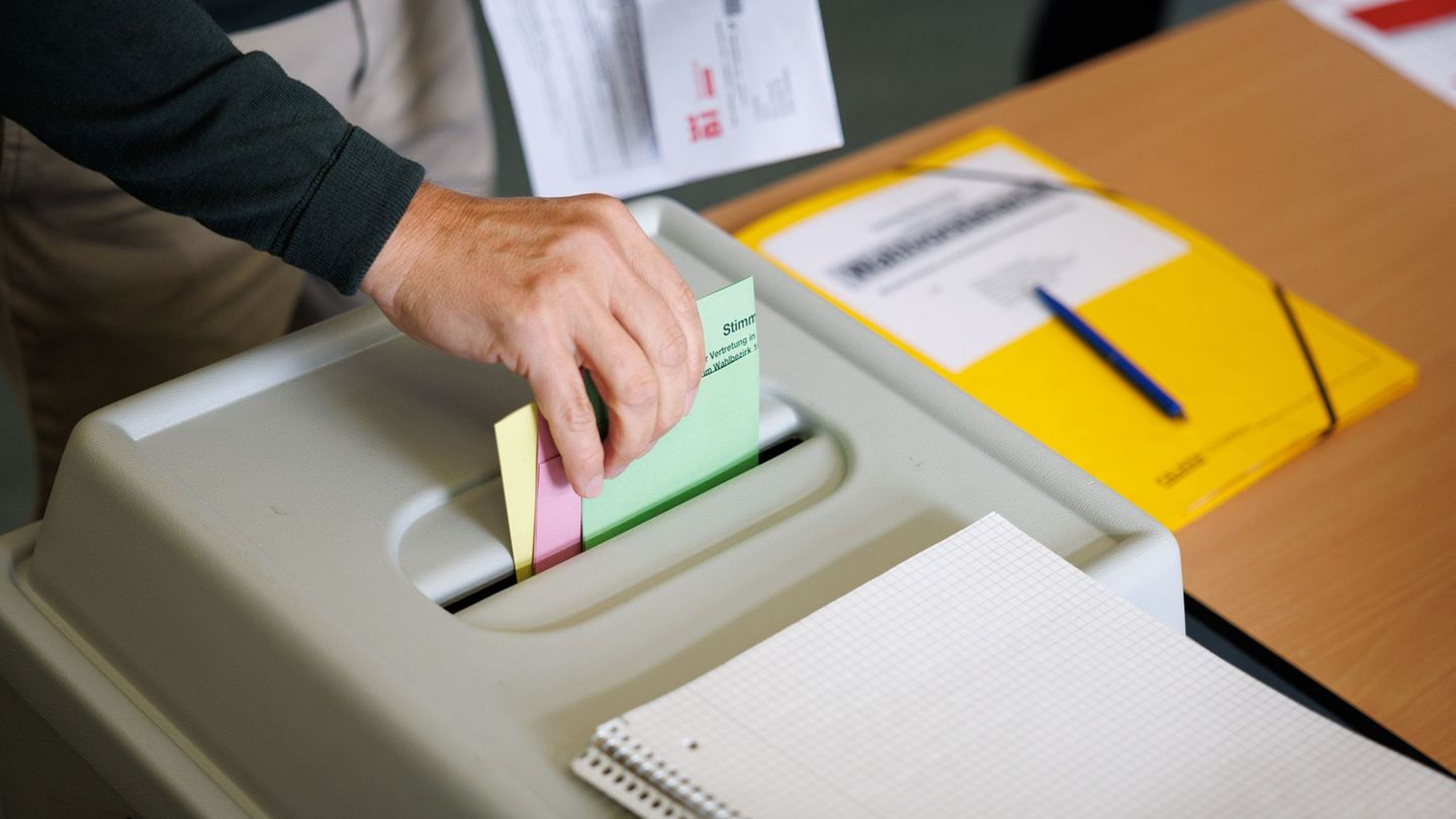 Die Parteien waren je nach Wahlkreisen unterschiedlich erfolgreich. Foto: Friso Gentsch/dpa
