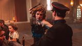 Brigitte Hobmeier schlägt Polizist in Serie