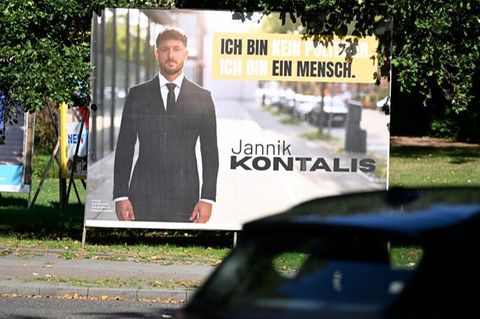 Oberbürgermeisterwahl: Reality-TV-Star Janik Kontalis auf Wahlplakat