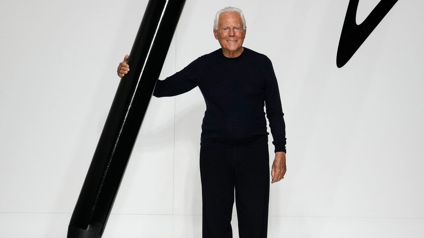 Giorgio Armani mir großem Stift Giorgio Armani mir großem Stift