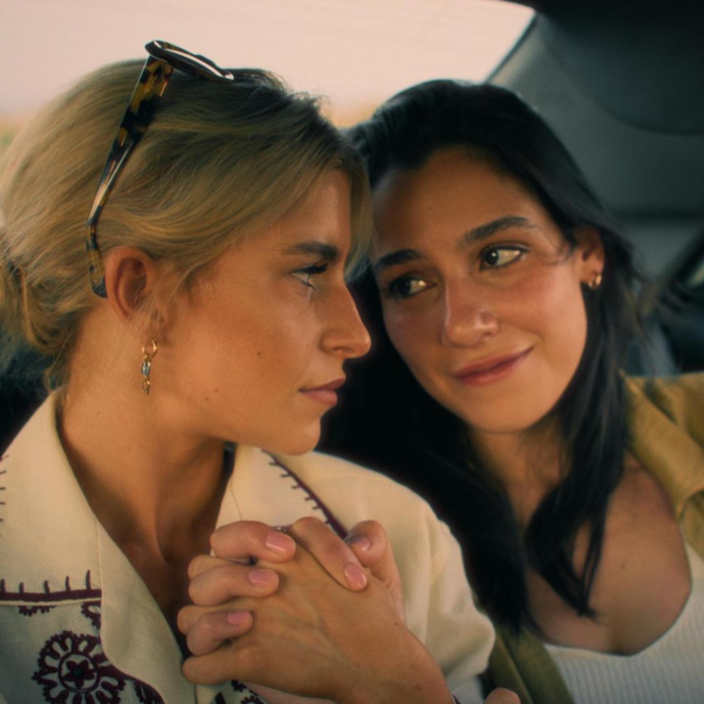 Caro Daur in She said maybe