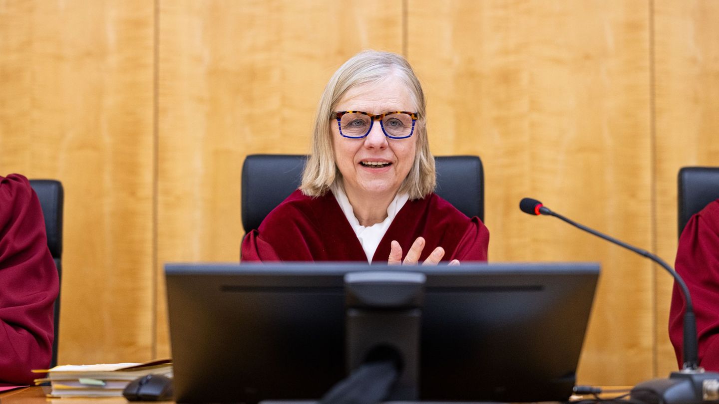 Barbara Dauner-Lieb, Präsidentin des Verfassungsgerichtshofs für das Land Nordrhein-Westfalen, verkündet am Dienstag in Münster