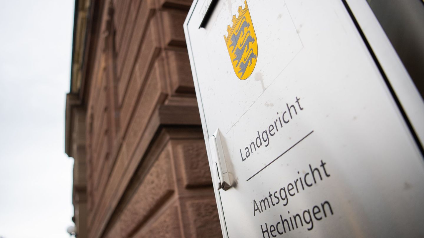 Eine Mutter steht wegen Totschlags an ihrem Baby vor Gericht. (Archivfoto). Foto: Tom Weller/dpa