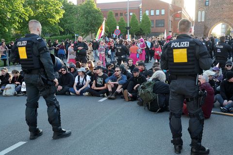Eine wachsende gesellschaftliche Polarisierung bringt nach Aussage des Neubrandenburger Polizeipräsidenten mehr Arbeit für die P