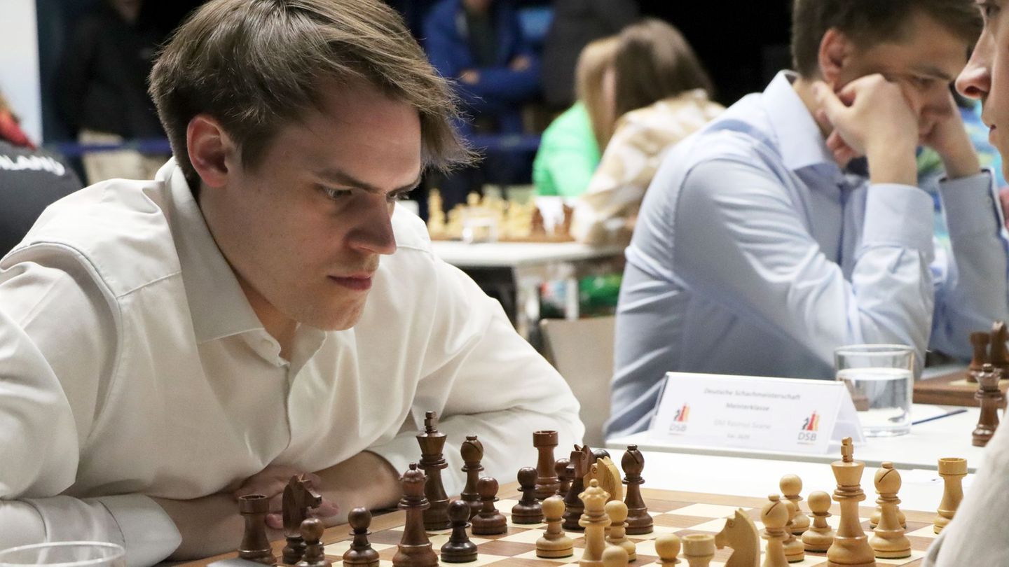 Matthias Blübaum hat sich überraschend für das Turnier der möglichen WM-Herausforderer qualifiziert. Foto: Frank Hoppe/Deutscher