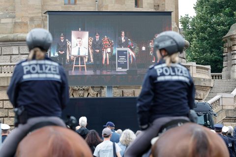 Trauermarsch im Juni 2024 nach dem tödlichen Messerangriff auf den Polizisten Rouven L. in Mannheim