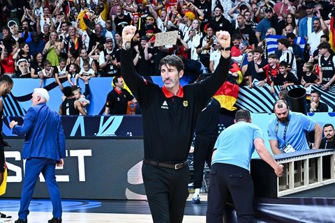 Alex Mumbru nach dem EM-Finale. Foto: Stefanos Kyriazis/ZUMA Press Wire/dpa