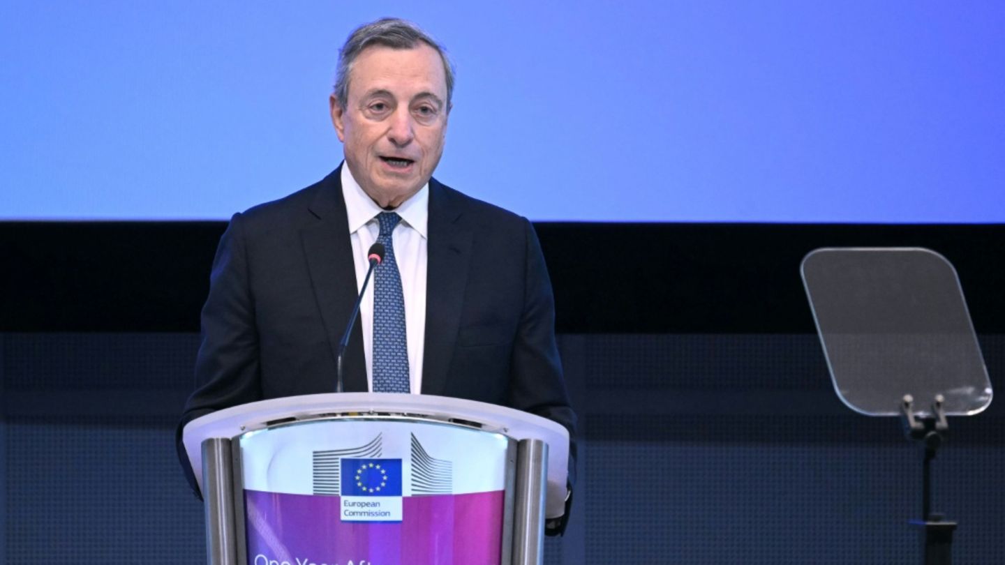 Ex-EZB-Chef Draghi in Brüssel