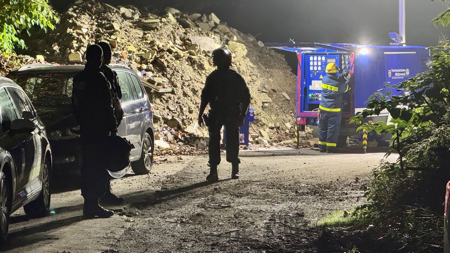 Im Oktober 2024 war die Polizei bereits mit Razzien gegen die illegalen Zigarettenfabriken vorgegangen. (Archivbild) Foto: Wolfr