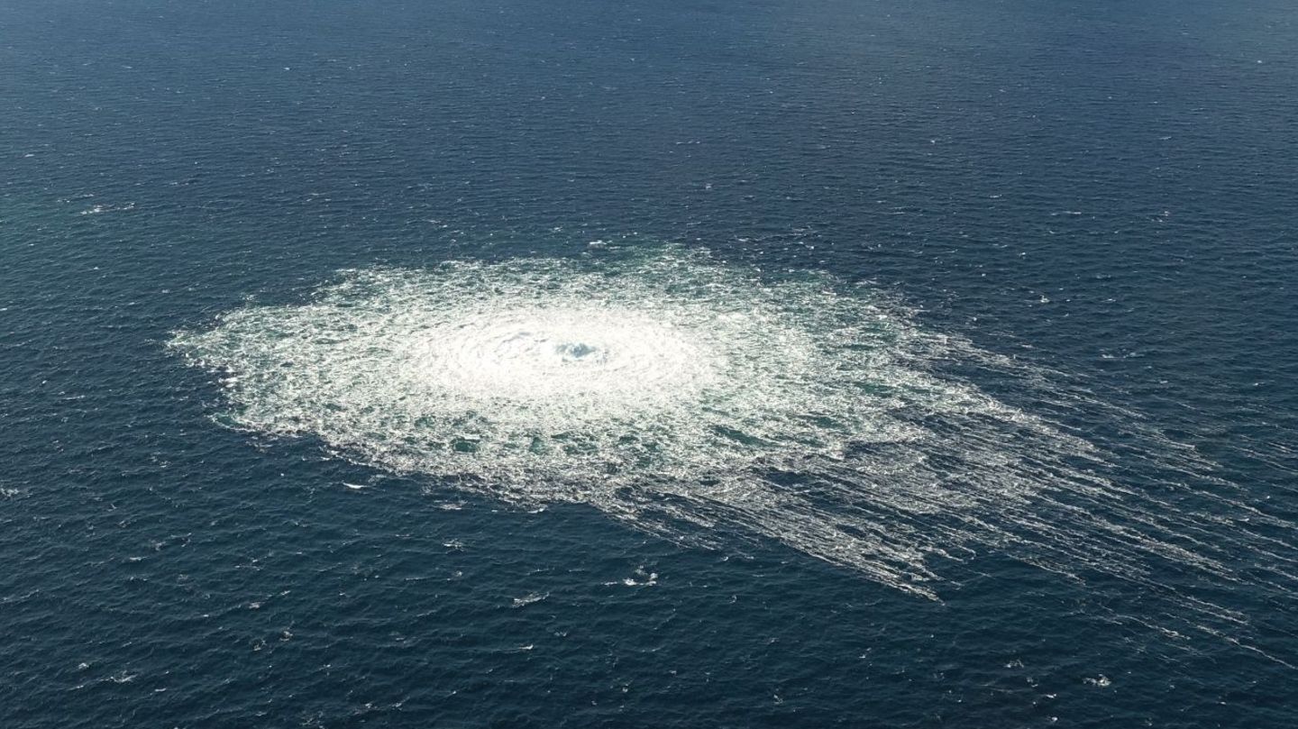 Das Nord-Stream-2-Gasleck in der Nähe von Bornholm aus der Luft (Archivfoto)