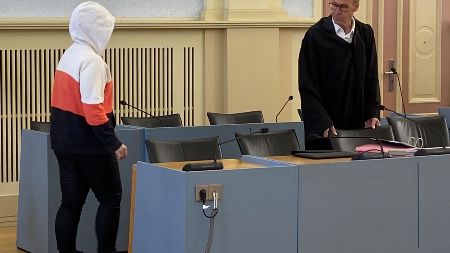 Die Mutter sagte aus, sie habe aus Angst und Schock so gehandelt. Foto: Tatjana Bojic/dpa