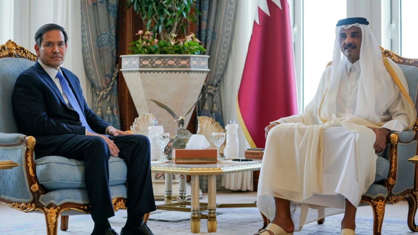Marco Rubio und Scheich Tamim bin Hamad al-Thani in Doha