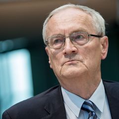 Die Staatsanwaltschaft ermittelt gegen den früheren BND-Chef Hanning wegen des Verdachts der Kindesentziehung. (Archivbild) Foto