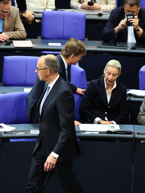 RTL/ntv-Trendbarometer: Politische Stimmung: AfD und Union gleichauf, Grüne im Aufwind