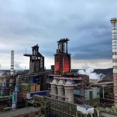 Ein indischer Stahlhersteller will die Stahlsparte von Thyssenkrupp kaufen. (Archivbild) Foto: Federico Gambarini/dpa