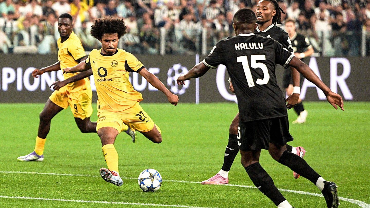 Adeyemi traf mit einem feinen Schuss zur Führung für den BVB. Foto: Marco Alpozzi/LaPresse/AP/dpa