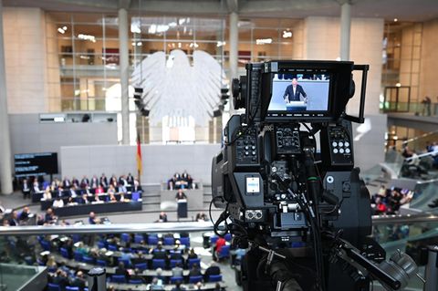 Kanzler Friedrich Merz in der Generalaussprache über den Haushalt im Bundestag