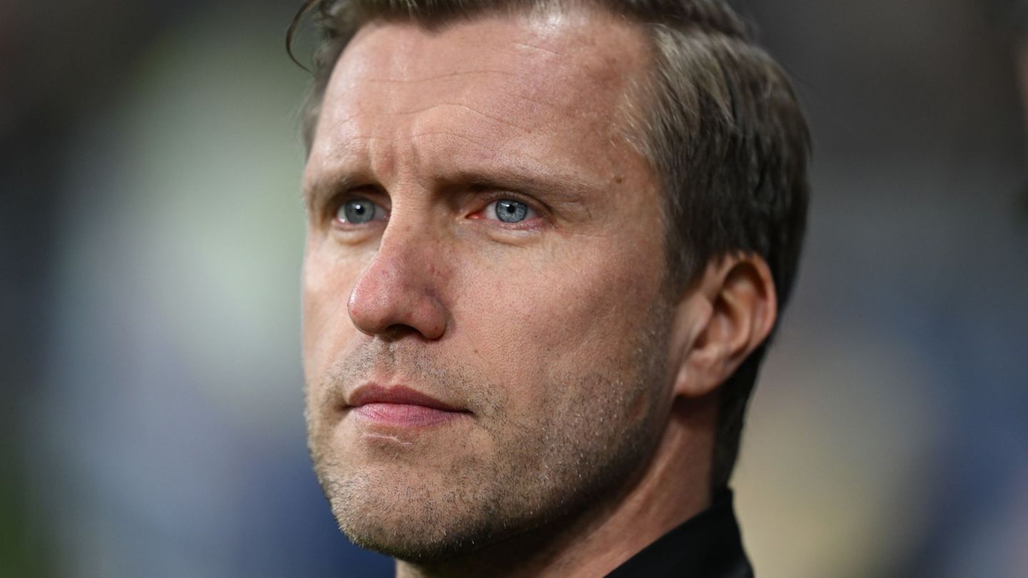 Sportvorstand Markus Krösche erhofft sich mit Eintracht Frankfurt eine erfolgreiche Champions-League-Saison. Foto: Arne Dedert/d